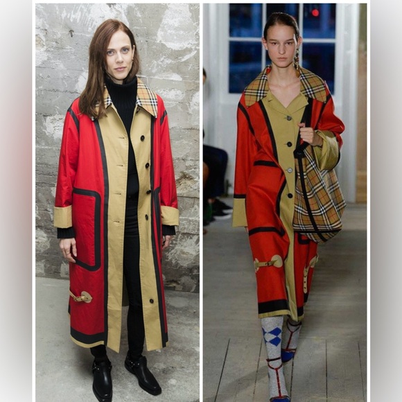 BURBERRY Bonded Cotton Oversized Seam-sealed Car Coat In Red/beige - Picture 2 of 16